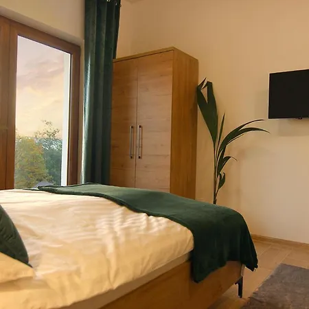 Dom Caloroczny Sudeckie Wzgorze Séjour à la ferme