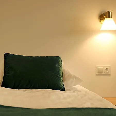 Dom Caloroczny Sudeckie Wzgorze Фермерский дом *